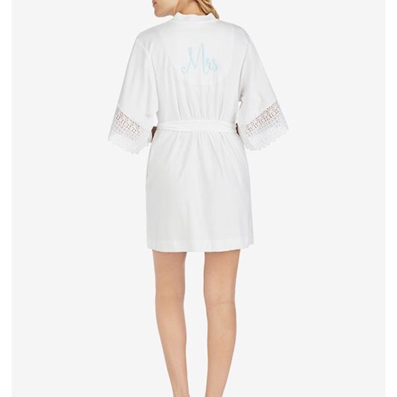 Bridal Robe - Picture 3 of 6